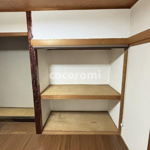 高野道戸建ての収納