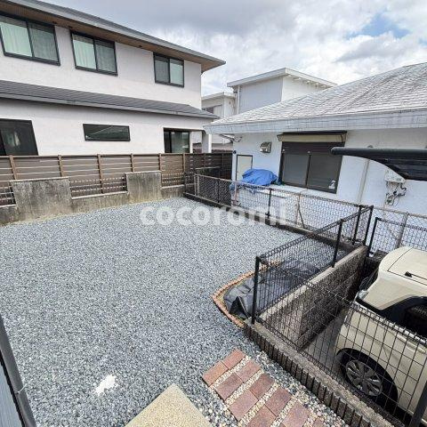 東香里南町戸建の庭
