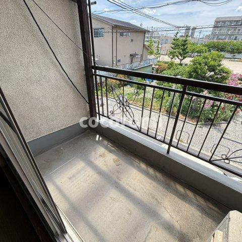 守口市大久保町テラスのバルコニー
