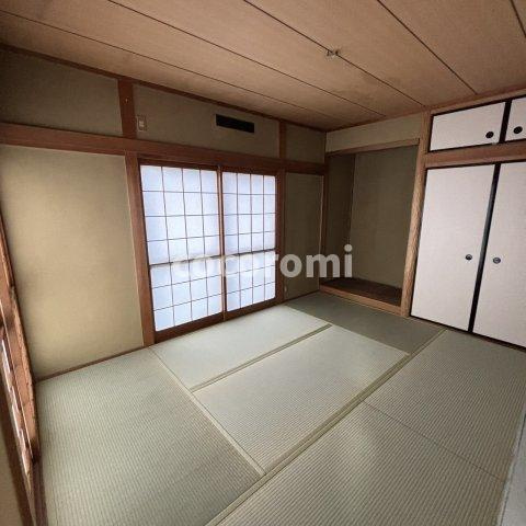 成田東が丘町角地車庫付戸建の和室