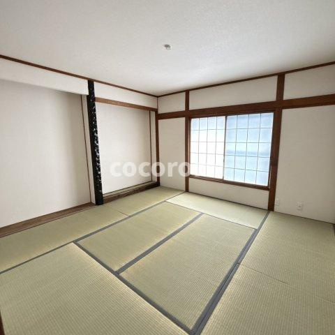 松丘町貸家の和室