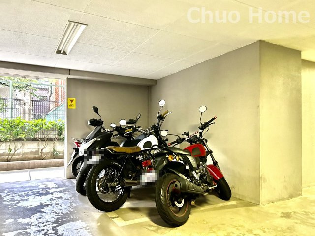 グランハイム町屋の駐車場|【バイク置き場】最新の空き状況や費用などの詳細は担当スタッフまでお問い合わせください。