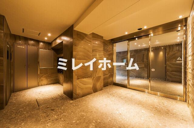 ブライズ蒲田サウスのエントランス