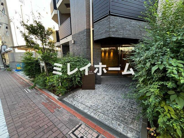 ブライズ蒲田サウスのエントランス