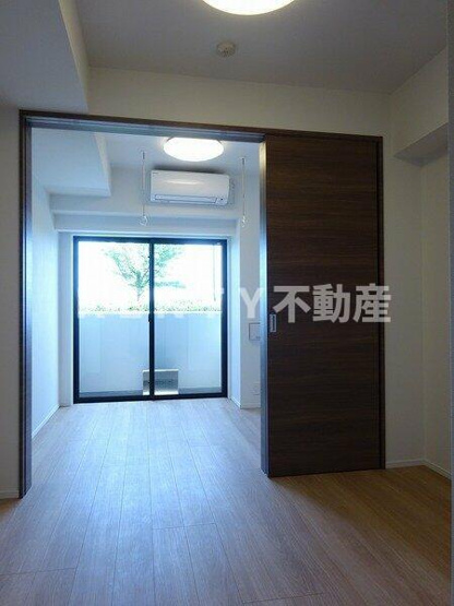 【寝室】 | ラフィスタ蒲田南Ⅱ | 開放的な寝室です