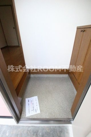セゾン・シティの玄関|収納もある玄関です