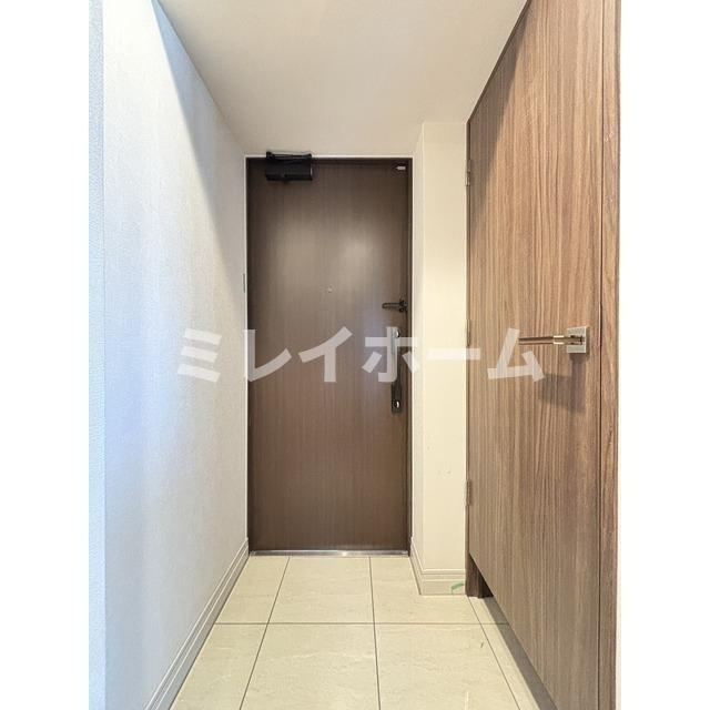 プラネソシエプラス旗の台の玄関