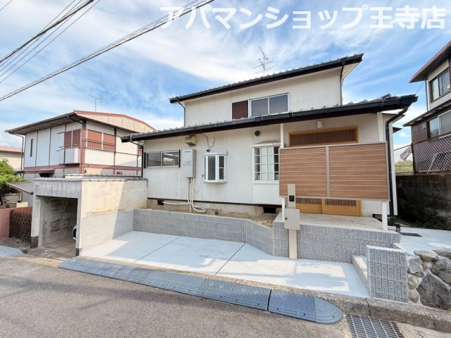 三郷町城山台戸建