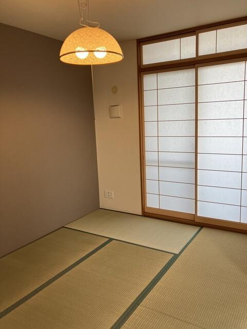 オラリオン　サイト　４番館　１５０１号室の和室