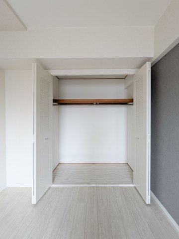 サンシャイン鶴見緑地の収納