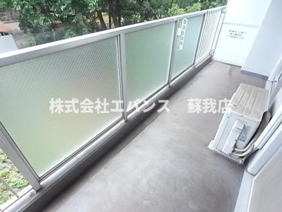 【バルコニー】 | シャトーイノハナ | お洗濯にも便利なバルコニー付き