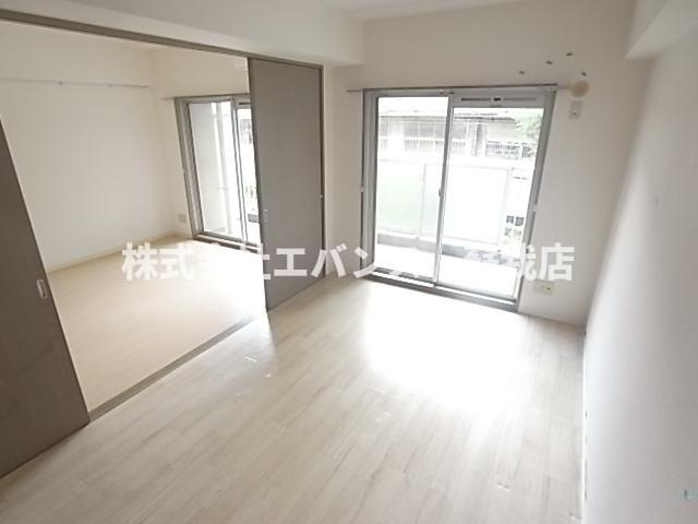 【寝室】 | シャトーイノハナ | 落ち着いて過ごせるお部屋なので、寝室にいかがでしょうか