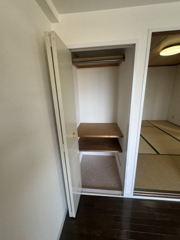 エクレール鶯町の収納