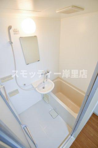 キャピタル住之江公園の浴室