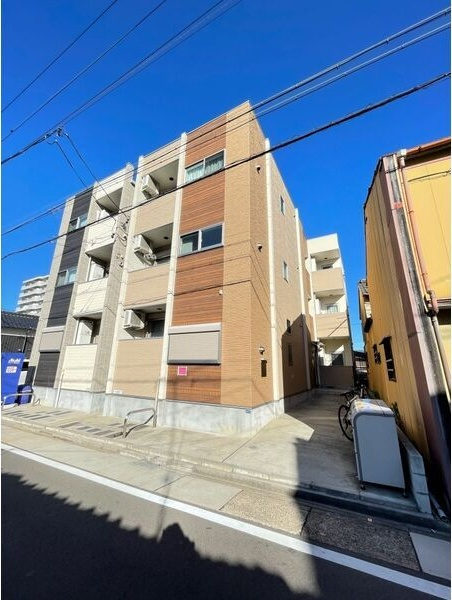 アジュール山王