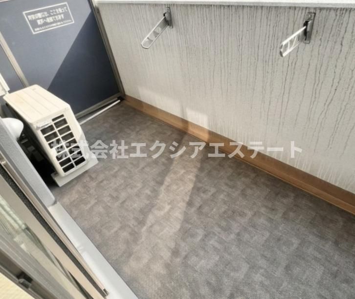 FDS NOVAのバルコニー