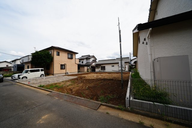 新築　前橋市下新田町2期　GRAFARE　１号棟の駐車場|　駐車スペースは並列2台分可能です！
