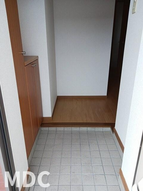 ウィルレジデンスⅡの玄関
