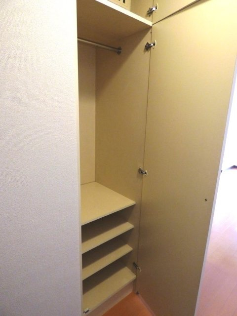 朝日三番町プラザの収納|クローゼット