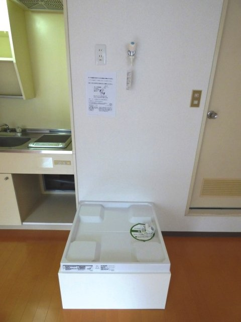 朝日三番町プラザの設備|室内洗濯機置場
