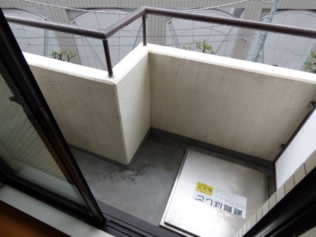 朝日三番町プラザのバルコニー|バルコニーがあります