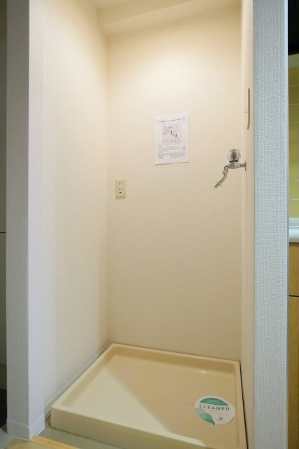 ネオアージュ八丁堀の設備|室内洗濯機置場