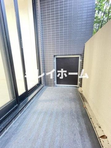 スカイコート品川パークサイドのバルコニー|同建物内別のお部屋の参考写真になります。