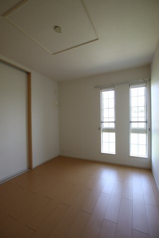 【洋室】 | ピーチヒルズ