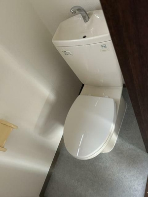 【トイレ】 | 貸戸建　富士見市諏訪１丁目 | トイレです