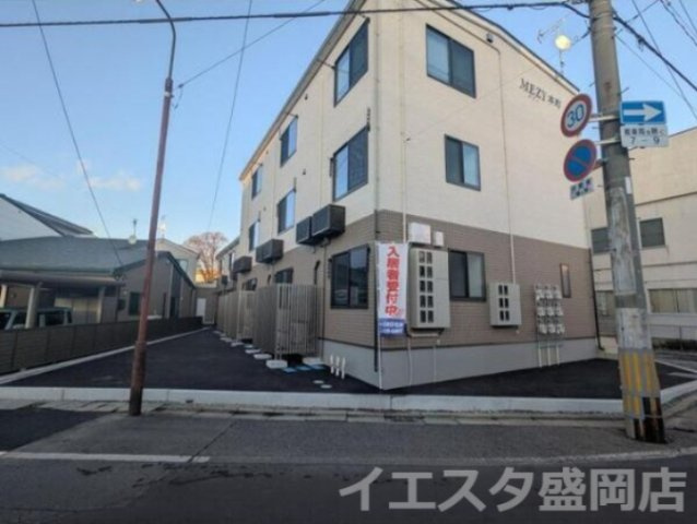 MEZY本町