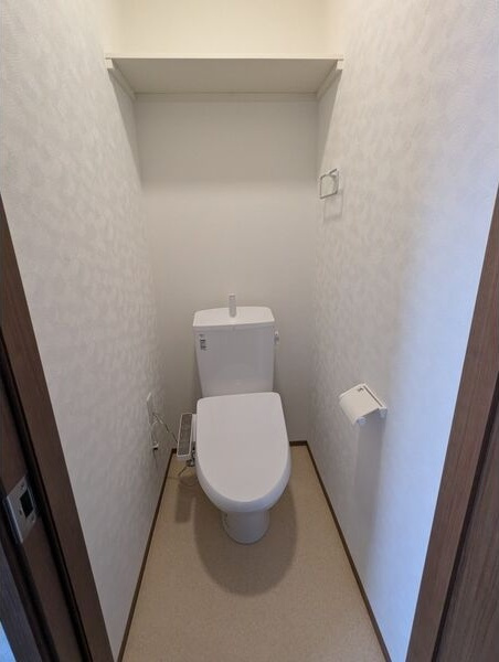 MEZY本町のトイレ
