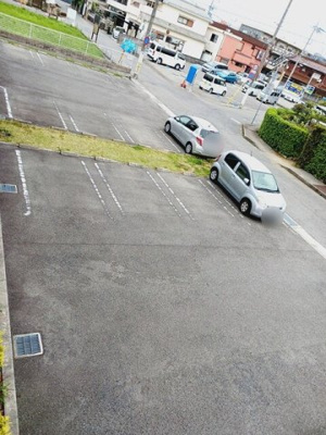 【駐車場】 | ビエント旭が丘 | 駐車スペースもあります