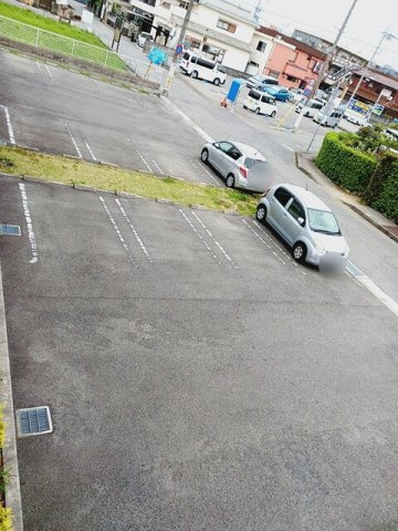 【駐車場】 | ビエント旭が丘 | 駐車スペースもあります