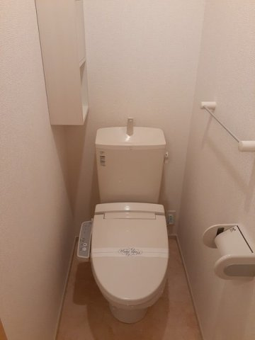 【トイレ】 | エレガンテ | ゆったりとした空間のトイレです