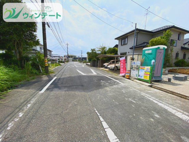牛久市小坂町第7　新築戸建の前面道路含む現地写真|前面道路は交通量が少なく子供の通学にも安心の道路です♪ぜひ現地でご体感ください！