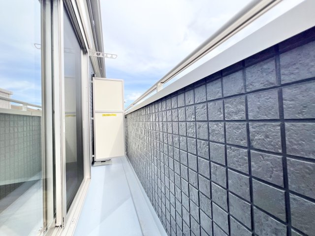 サクラノキタのバルコニー|※別部屋参考写真