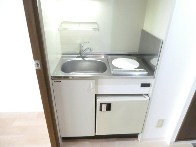 リアライズ逆瀬川のキッチン