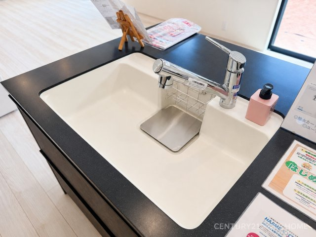 【キッチン】 | 東急田園都市線「青葉台」新築戸建て | きれいなキッチンです