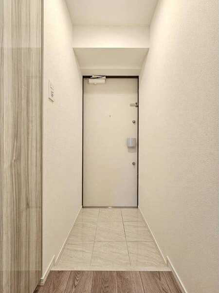 ディアレイシャス東別院Ⅲの玄関