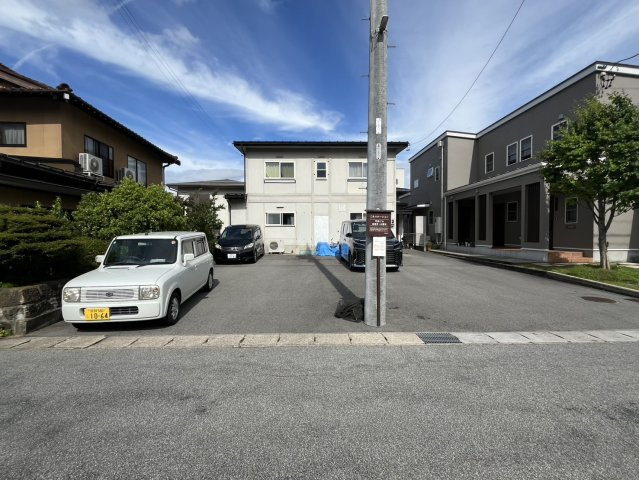 2026/6/26新規　戸建　高山市岡本町　3500万の前面道路含む現地写真