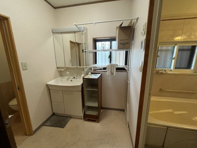 2026/6/26新規　戸建　高山市岡本町　3500万のランドリースペース