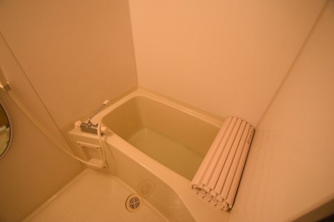 クレール南茨木の浴室|コンパクトで使いやすいお風呂です