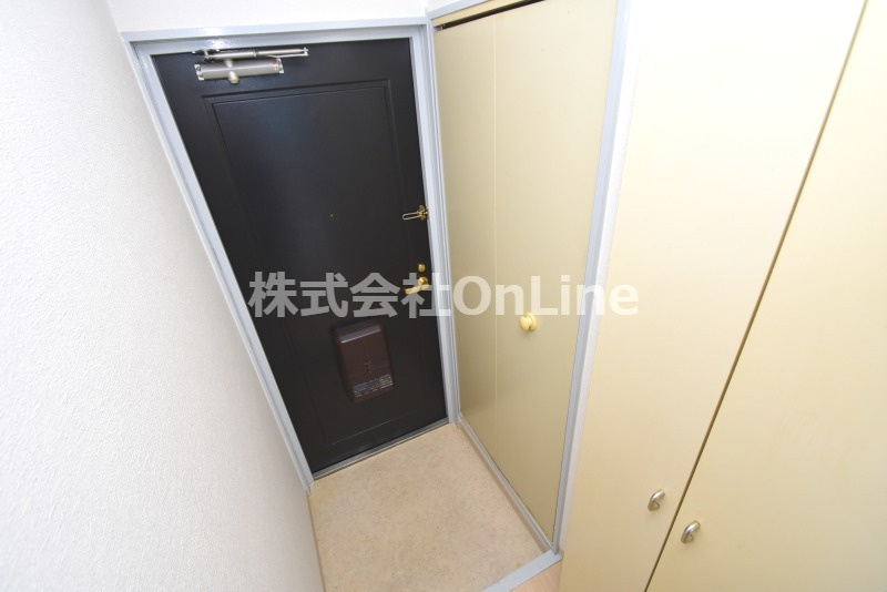 サンライフ若江の玄関