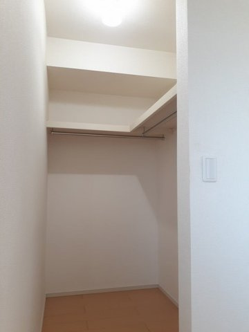 ルーエ・Ｓの収納