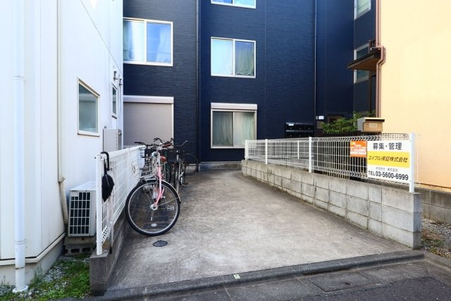 リッシェル平和島のエントランス|ゆとりのあるエントランスです