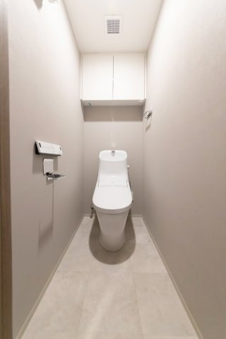RESIDENCE　KOENJIのトイレ|清潔感のあるトイレです