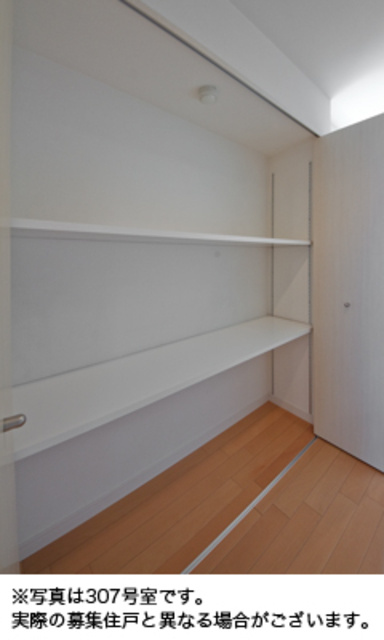 ＲＥＳＩＤＥＮＣＥ　ＳＡＴＳＵＭＡの収納|※写真は同タイプ住戸です。