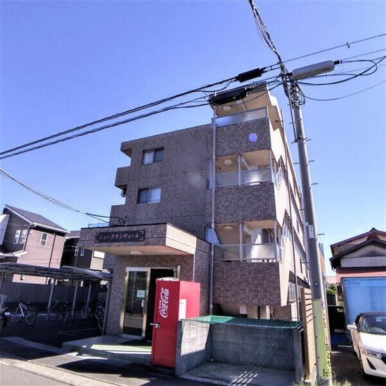 【駐車場】 | ニューグランデュール