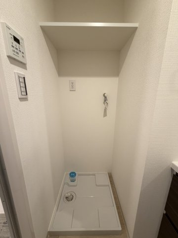 GRANPASEO中目黒Ⅲの玄関|落ち着いた玄関です