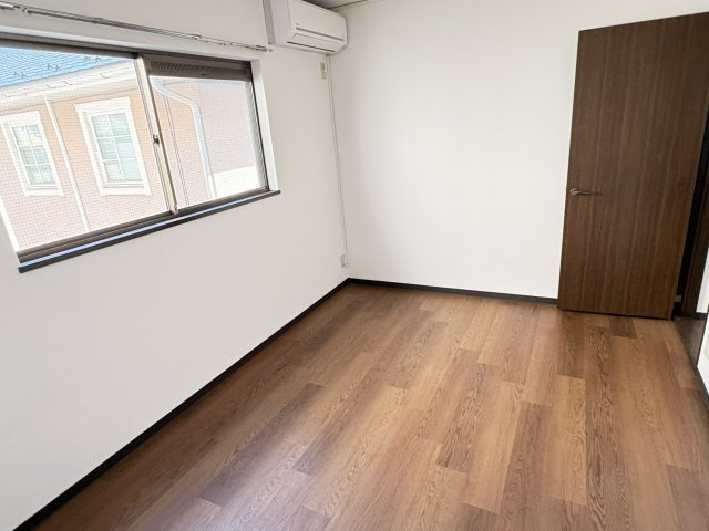 自由が丘テラスハウスの洋室|広々とした洋室です